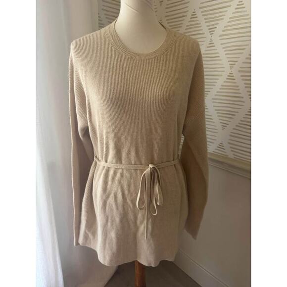 Elizabeth and James Women’s Medium Tan Belted Tunic Sweater Top - Picture 1 of 2